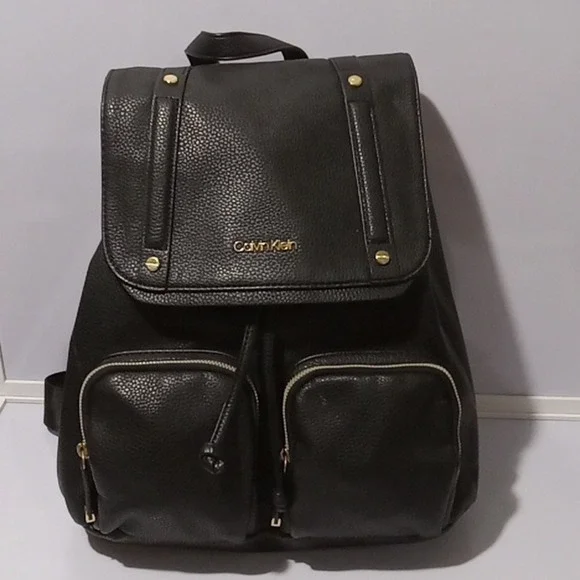 Calvin Klein Hudson Bubble Lamb Flap Backpack - Picture 1 of 10
